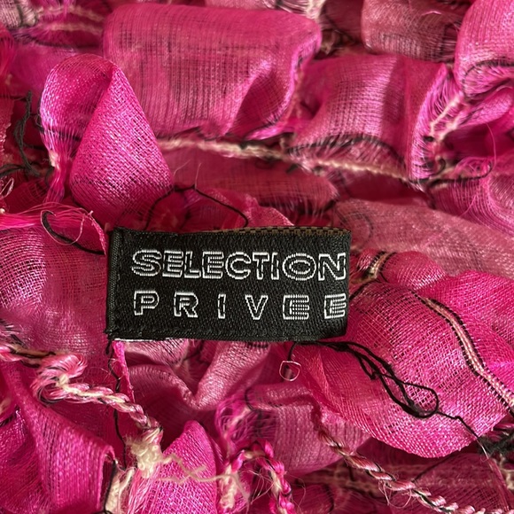 🪀Beautifully textured silk scarf🪀 - Picture 5 of 6